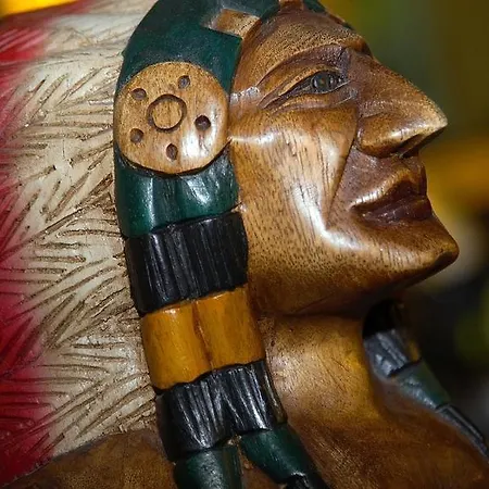 לינה וארוחת בוקר Apache 3*