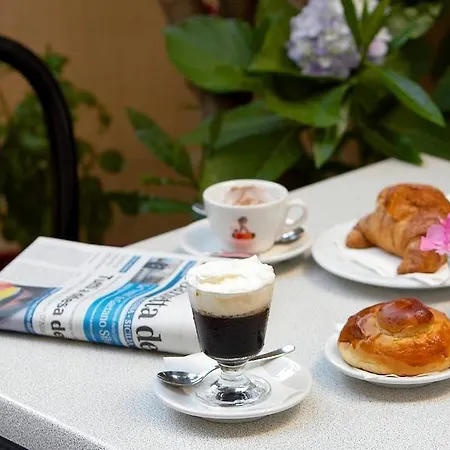 Bed & Breakfast Apache 3*